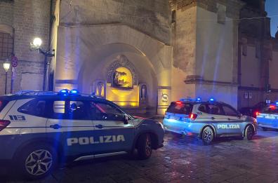 Nard&ograve;, &egrave; ai domiciliari ma esce e pretende alcolici in un negozio senza pagare:  arrestato un 38enne