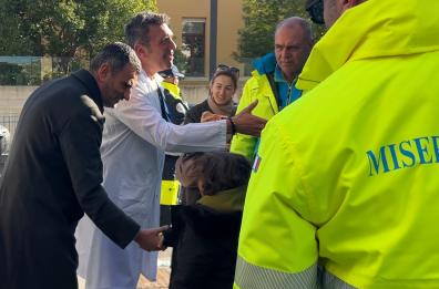 Da Gaza a Bari per curarsi: in 15 accolti al Policlinico, ci sono anche bambini