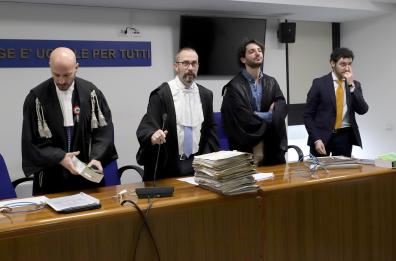 Casapound, la difesa dei 12 condannati: &laquo;Mai contestata la ricostituzione del partito fascista&raquo;