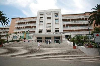 Bambino trapiantato con cuore danneggiato a Napoli, la mamma: &laquo;C'&egrave; sempre speranza, mio figlio &egrave; un guerriero&raquo;