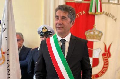 Altamura, veleni in Comune: domani il sindaco Petronella rischia di cadere. E c&rsquo;&egrave; il caso firme false