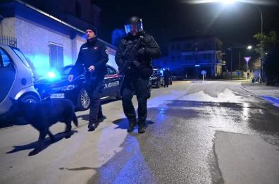 Eroina dalla Puglia per lo spaccio a Pescara e provincia: sette arresti Eroina dalla Puglia per lo spaccio a Pescara e provincia: sette arresti