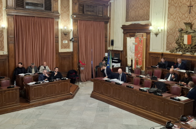 Bari, il Bilancio di previsione &laquo;spacca&raquo; il Consiglio Comunale