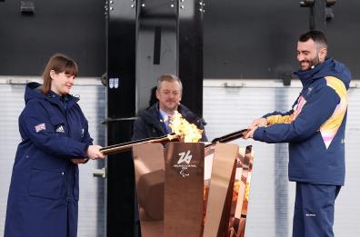 Fiaccola Paralimpica a Bari: tappa dei Flame Visit tra sport e inclusione