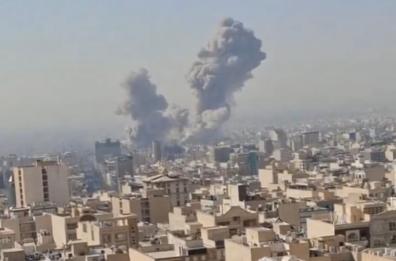 Medio Oriente sull’orlo del baratro: escalation tra Stati Uniti e Iran dopo la morte di Khamenei Medio Oriente sull’orlo del baratro: escalation tra Stati Uniti e Iran dopo la morte di Khamenei