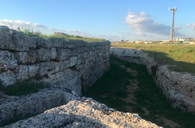Manduria, il fascino della storia: Mura Messapiche e Fonte Pliniano testimonianze di un passato glorioso FOTO Manduria, il fascino della storia: Mura Messapiche e Fonte Pliniano testimonianze di un passato glorioso FOTO