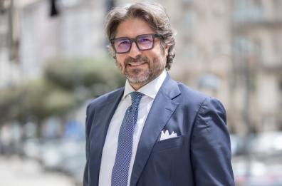 Bloccato a Dubai, il consigliere potentino Di Noia denuncia: &laquo;Dov'&egrave; lo Stato per i cittadini italiani?&raquo;