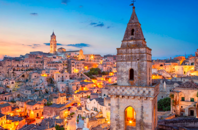 Quei droni abbaglianti per illuminare Matera
