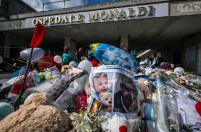 Morte del piccolo Domenico Caliendo, continuano le indagini: a Bari i controlli sui due cuori espiantati