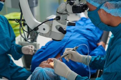 Mesagne, i medici oculisti vanno a un congresso e la sala operatoria chiude:  l'Asl Brindisi apre un dossier