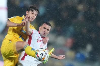 Sconfitta in trasferta per i biancorossi, Frosinone-Bari: 2-1