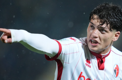 Bari, calcoli e realismo: la &laquo;testa&raquo; l&rsquo;arma in pi&ugrave;. A 43 punti potrebbe esserci la permanenza diretta