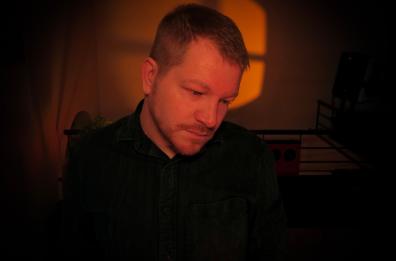 «L’Ultimo Abbraccio», quando la musica diventa resistenza emotiva «L’Ultimo Abbraccio», quando la musica diventa resistenza emotiva