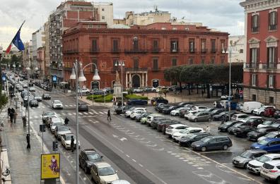 Bari, nuovi stalli taxi in corso Vittorio Emanuele II: &laquo;Misura necessaria per il Brt&raquo;