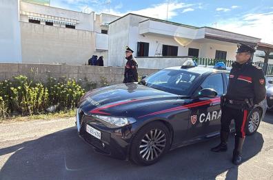 Ugento, a Torre San Giovanni esplode una bomba artigianale vicino a una casa: indagano i carabinieri