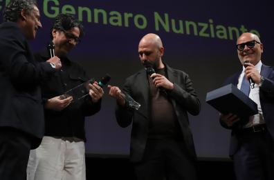 Checco Zalone premiato al Bif&st 2026: &laquo;Bellissimo, volevo proprio vederla Bari&raquo; VIDEO