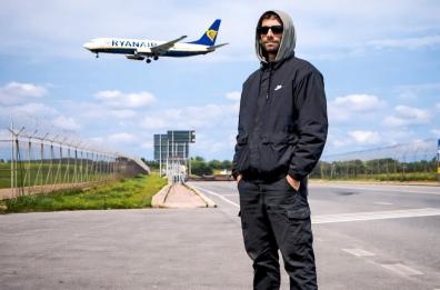 &laquo;Bomber Nike&raquo;, Kaos Wacko torna con un singolo tra tensione emotiva e visioni urbane