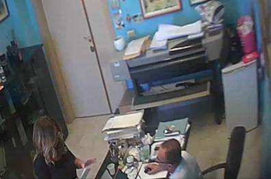 Mazzette, borse e regali, la Asl Bari licenzia anche l'impiegata Sciannimanico e il dirigente Iacobellis