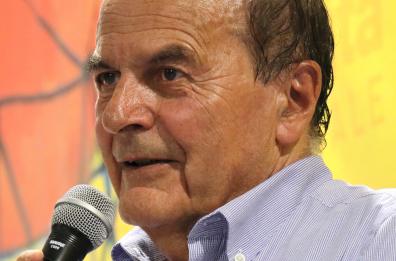 &laquo;Chiedimi chi erano i Beatles&raquo;, il 13 aprile a Potenza Pier Luigi Bersani