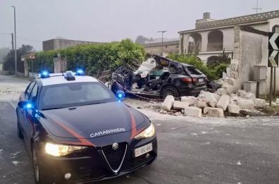 Auto fuori strada sulla Lecce-Arnesano, morto il figlio 21enne del consigliere regionale Dino Basile