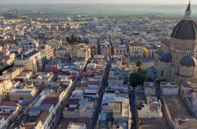 Cerignola, rapinatori sparano in aria dopo colpo in negozio