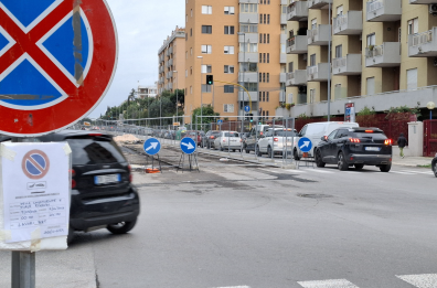 Bari, il Municipio 2 tra caos parcheggi e traffico bloccato per ore: la rabbia del comitato &laquo;No Brt&raquo;