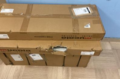 Bari, al pronto soccorso rubate panchine con fioriere ancora imballate: il Policlinico denuncia