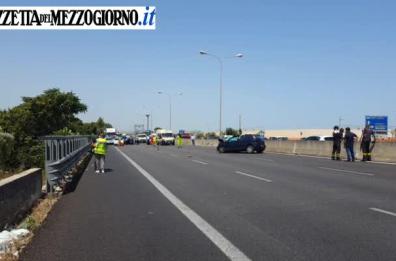 Bari, con l'auto contro il guard rail in tangenziale: muore 64enne
