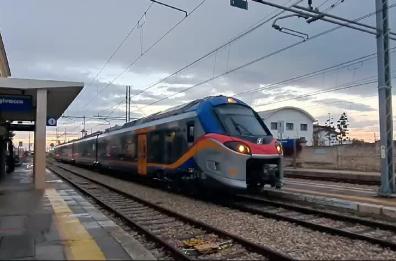 Ecco i primi tre treni elettrici della Fse: sulle linee Bari – Putignano (via Casamassima) e Martina Franca - Putignano