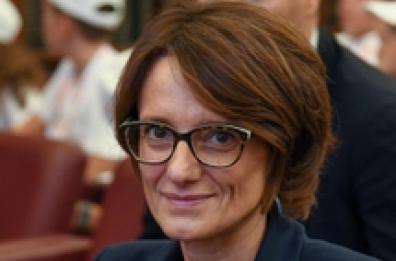La ministra Bonetti ringrazia Scalfarotto per impegno preso con donne pugliesi 
