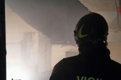 Bari, incendiò vetrina negozio: arrestato 51 affiliato clan e fratello boss
