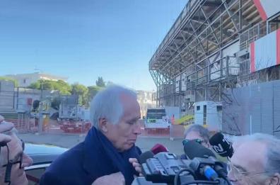 Taranto, sopralluogo allo stadio Iacovone del presidente del Coni Malagò e del commissario Ferrarese 