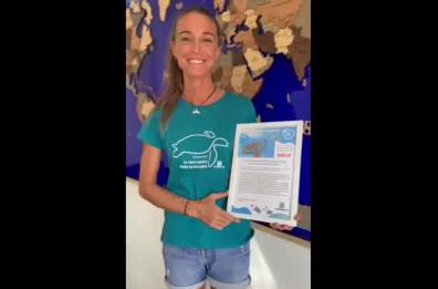 La campionessa di apnea Zecchini adotta tartaruga del centro di recupero di Manfredonia