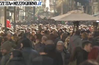 La vigilia di Natale a Bari
caos, panzerotti e breakdance