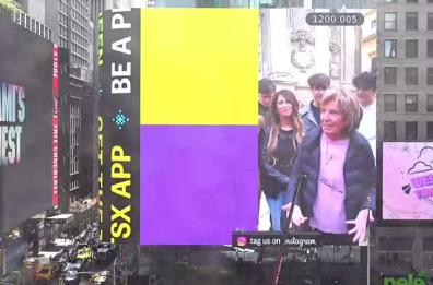 Da Lecce a Times Square: la Poli Bortone finisce sui maxi schermi di New York
