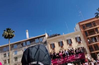 Bari, al via Race for the Cure: alla partenza si canta insieme l'inno nazionale