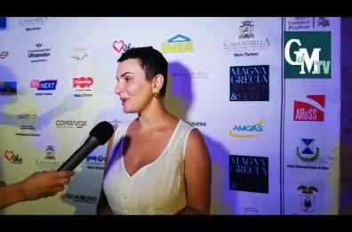 Arisa ai Magna Grecia Awards: dall'impegno per le mamme con il Covid, al nuovo singolo «Ricominciare ancora»