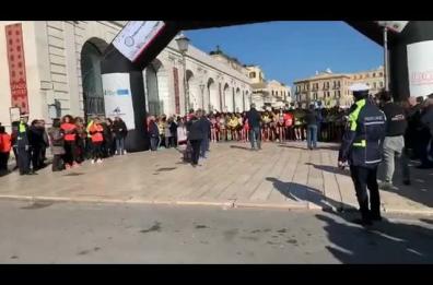 Bari corre per il cuore, la partenza della Running Heart