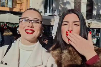 Capodanno, il gelo non ferma l'aperitivo in centro. Ed ecco le speranze dei baresi per il 2026 VIDEO
