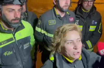 «Rosalia De Giosa salva grazie a una bolla d'aria. La comandante dei Vigili del fuoco: «Una grande intuizione dei miei uomini»