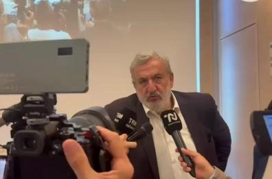 Emiliano: «Quando sarò premier farò autostrada Lecce-Bari»