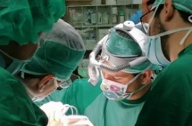 Puglia, il governatore Emiliano: «In crescita gli interventi oncologici»