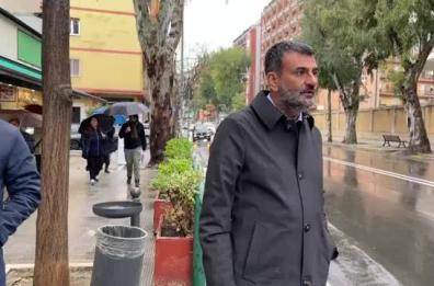 I sopralluoghi di Decaro sulle strade di Bari:  «Tra poco torno a fare il mio lavoro, l'ingegnere»