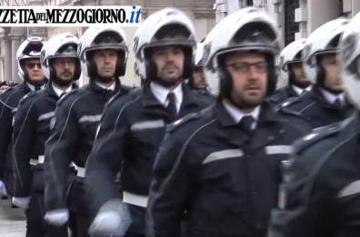 Festa dei vigili, una parata stile 2 Giugno