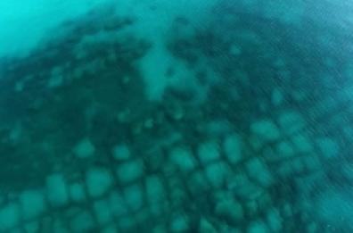Taranto, «Quello non è molo sommerso ma forse un beach rock»