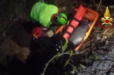 San Severino, pescatore precipita in Bosco Magnano: soccorso dai pompieri