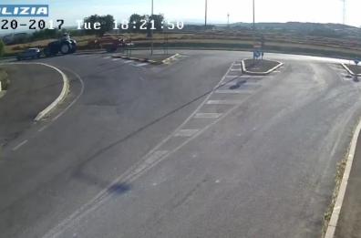 Guerra di mafia ad Apricena: due arresti dopo 8 anni per duplice omicidio in pieno giorno I NOMI - IL VIDEO