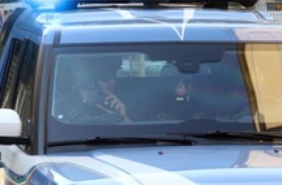 Lecce, pretende  birra senza pagare e minaccia con due bottiglie rotte il titolare del locale: arrestato