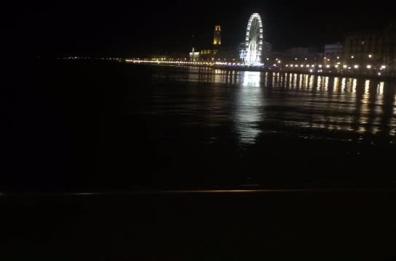 Bari, il lungomare e il Corso
come discarica: multe e divieti
non fermano l'esercito di incivili
