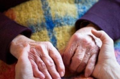 Denutrita e abbandonata 
tra escrementi 60enne invalida